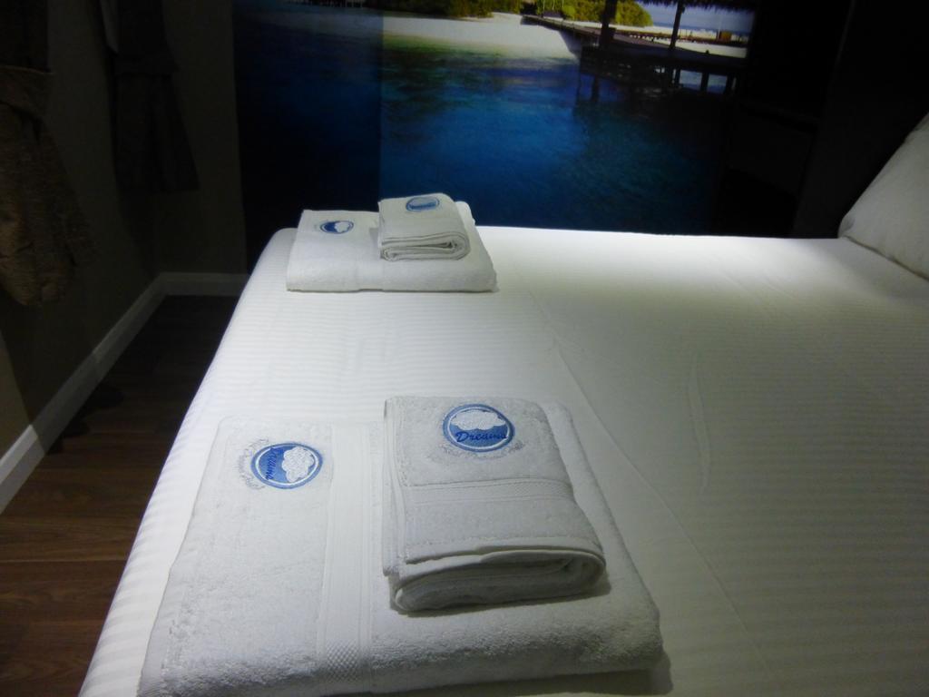 Dreams Hotel Barking  Zimmer foto